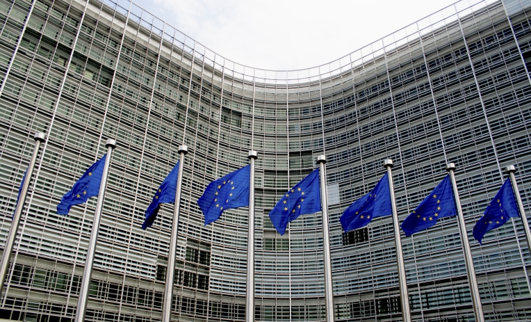 Digital Europe: il Parlamento UE approva il programma per la trasformazione digitale