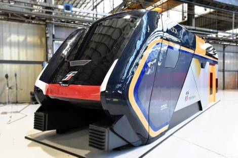 Innovazione su rotaia: ecco Rock, il nuovo treno regionale a due piani di Hitachi Rail Italy