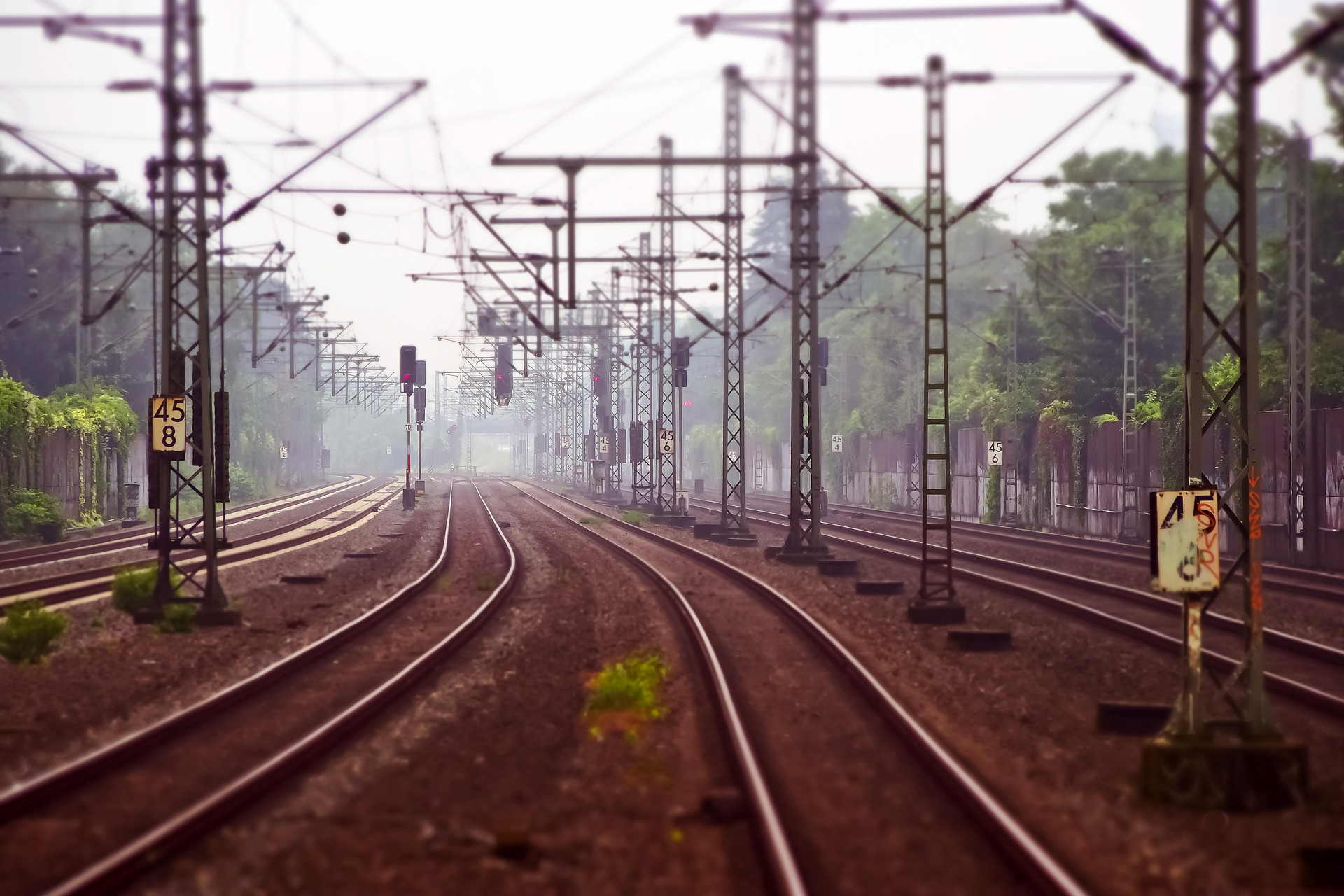 Trasporto ferroviario: a Mosca un nuovo laboratorio di ricerca per testare il sistema di interlocking di ECM