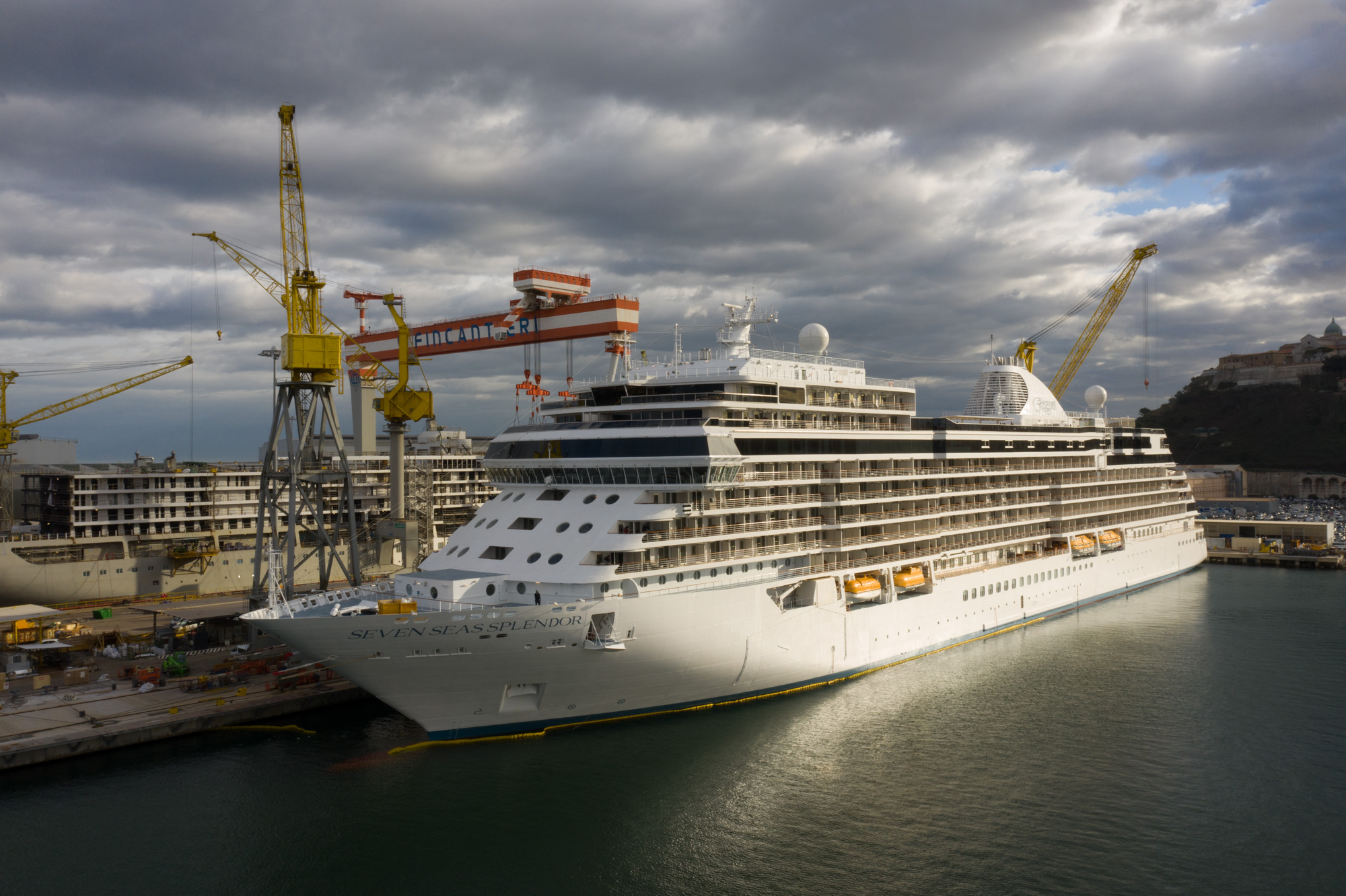 Fincantieri, consegnata a Regent Seven Seas Cruises la Seven Seas Splendor