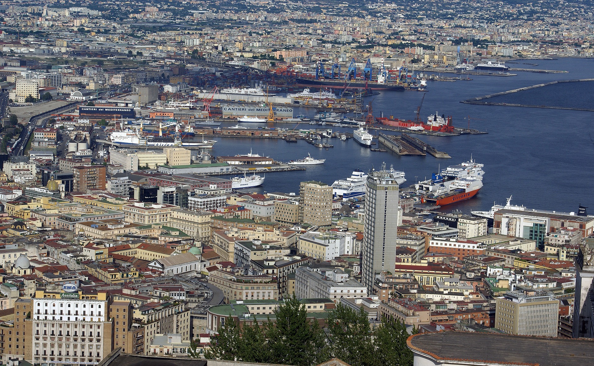 Mit, verifica di mercato del servizio trasporto passeggeri e merci con le isole