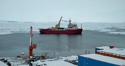 Programma Nazionale di Ricerche in Antartide: la rompighiaccio Laura Bassi in viaggio verso la Stazione Mario Zucchelli