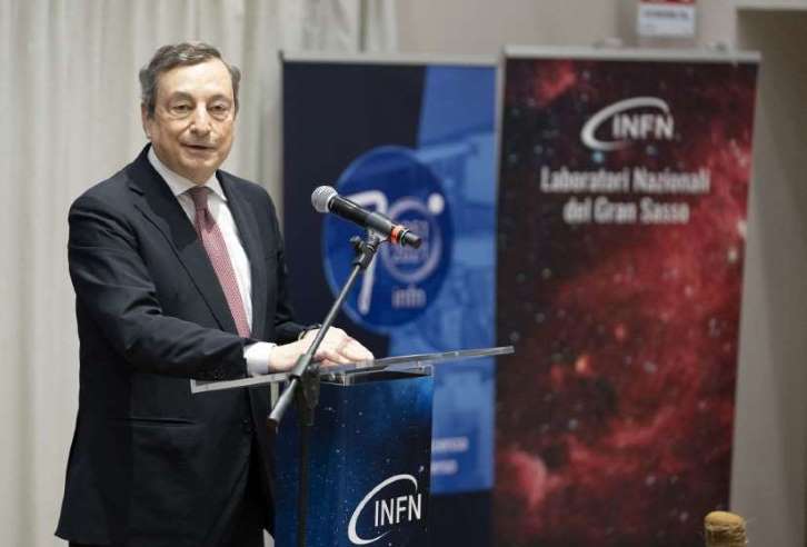 Draghi: nel PNRR oltre 30 miliardi per istruzione e ricerca