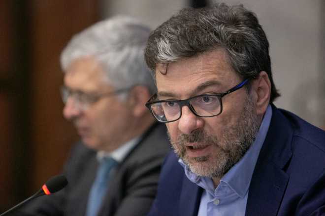 Riunito al MiSe il tavolo Automotive, Giorgetti: ripensare modi e tempi della transizione ecologica