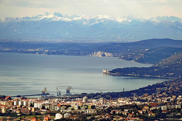 Comunicazione quantistica nel Porto di Trieste: convenzione con SISSA, Università, Area Science Park e CNR