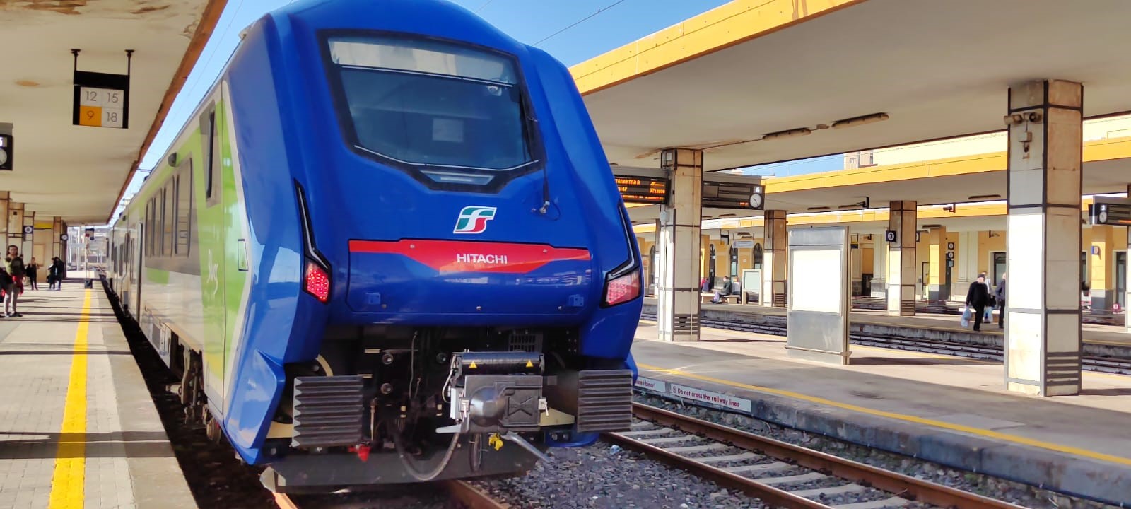 Entra in servizio in Sicilia il nuovo treno ibrido di Hitachi Rail per Trenitalia