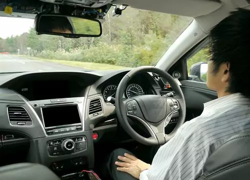 Emerge e P-Car i progetti per l’auto connessa e autonoma presentati all’Innovation Automotive Forum in Abruzzo