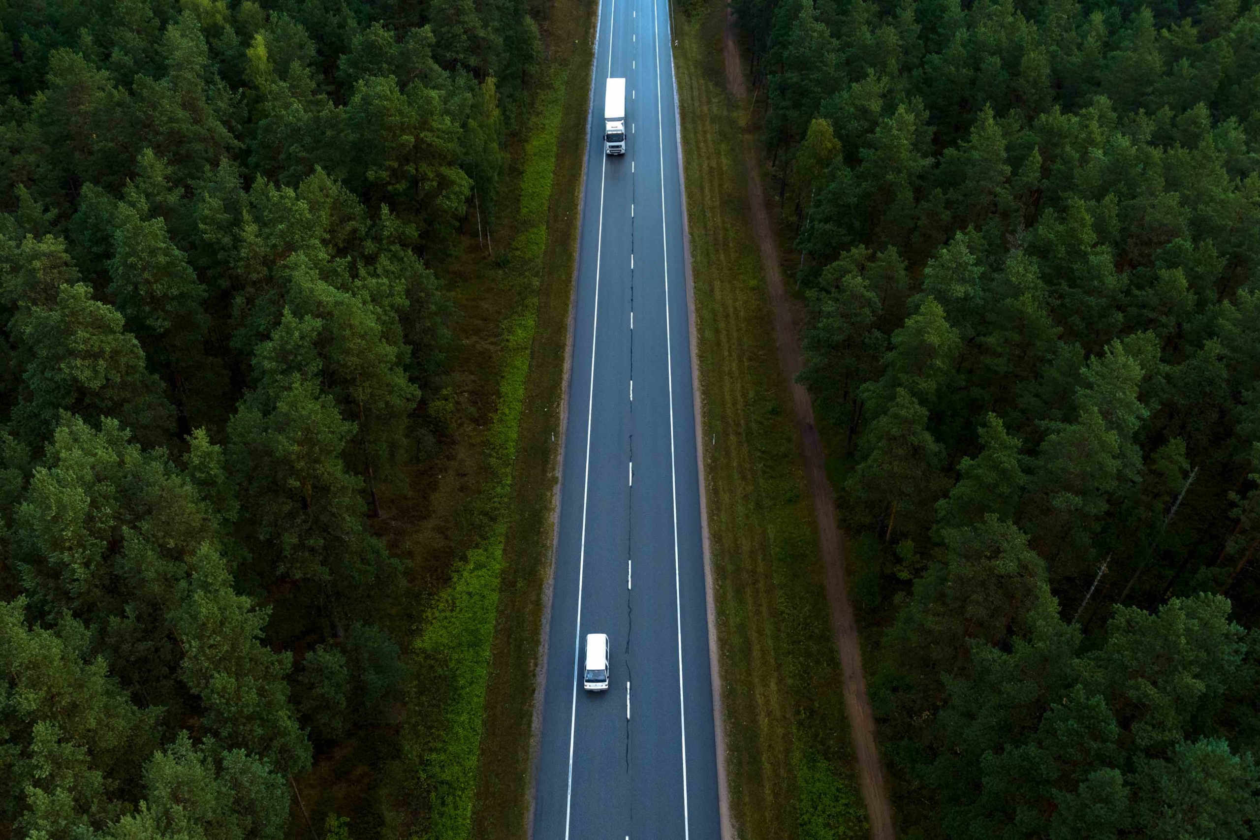 Trasporto su strada e decarbonizzazione: MOST presenta il report il 6 ottobre a Milano