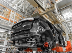 crisi dell'industria automotive germania sfida stop 2035