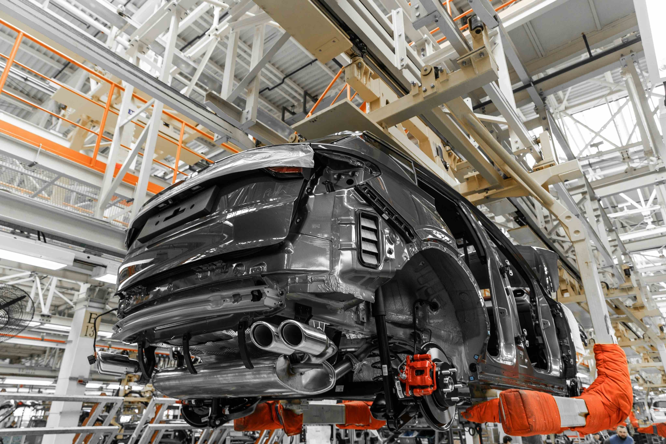 Stop 2035, summit in Germania per salvare l’industria dell’auto